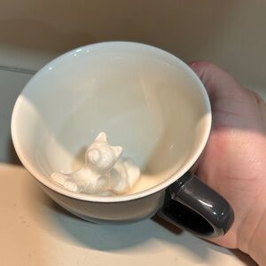 Creature Cup Gray and White Cat Mug